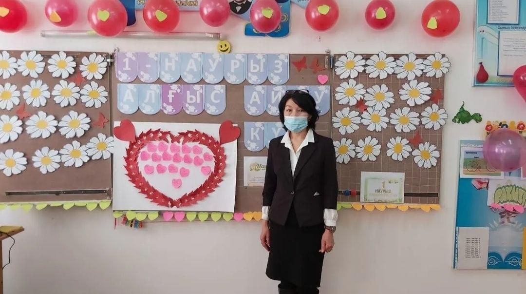 МДШОБ Кәлпе орта мектебінде 1 наурыз алғыс айту күніне орай тәрбие сағаттары өтті. Мақсаты: Оқушылардың жанұяға, ата - анаға, үлкен - кішіге деген сүйіспеншілігін, сыпайылық қарым - қатынастарын дамыту. Ризашылық пен алғыс, жақсы тілек, ізеттілік тур